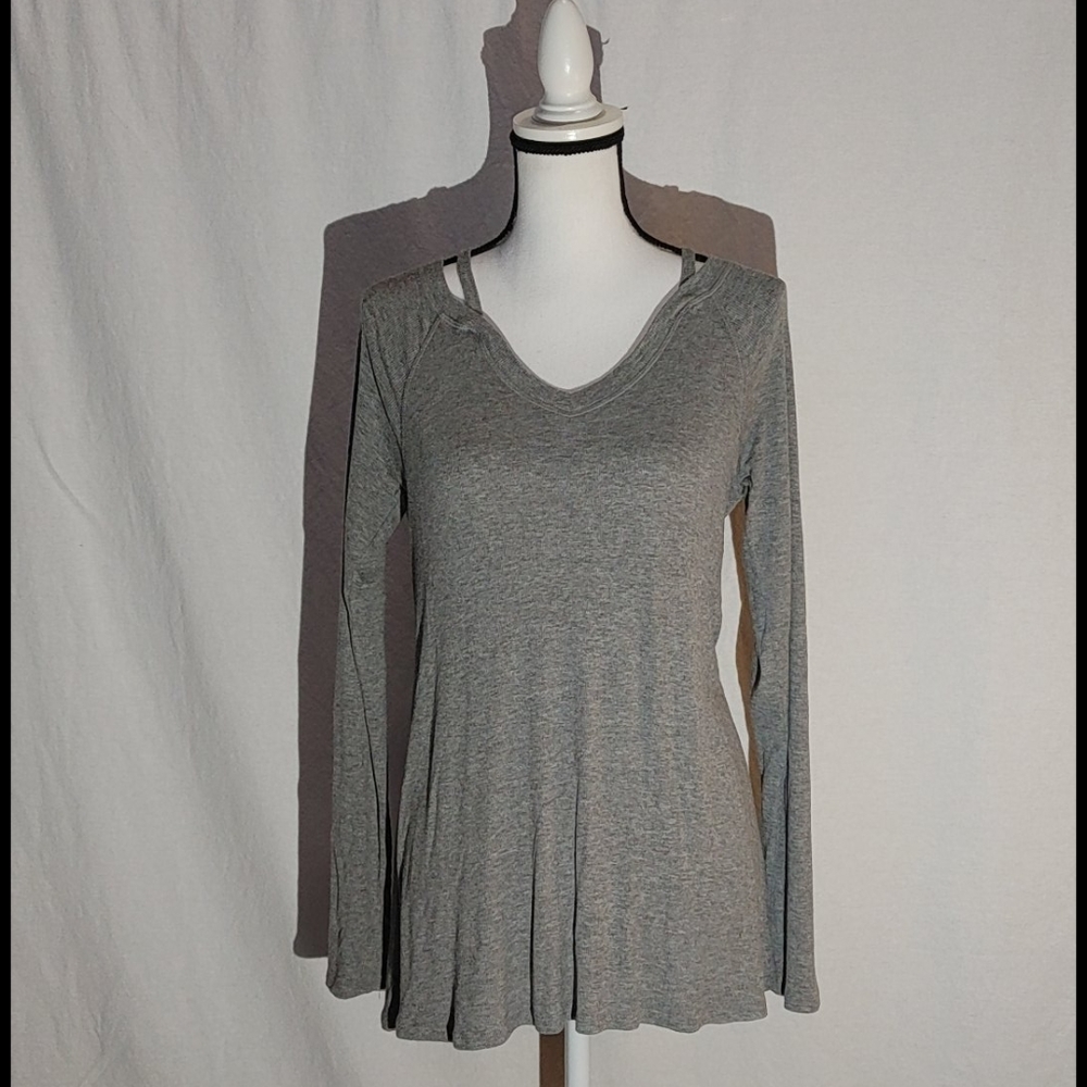 Neiman Marcus Ribbed Split Neck Top - image 1